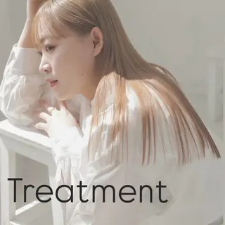 ロング 似合わせカット暖色 カラーhiyonaのヘアスタイル