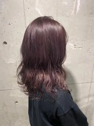 セミロング カラー ヘアアレンジ 🐩推し活🐩 FUTABA🍒のヘアスタイル
