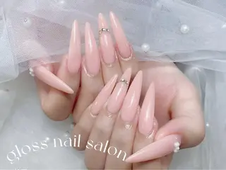 ネイル ゆり🌷 gloss nailのネイルデザイン