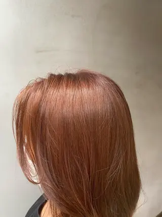 カラー shiori ﾍﾞｰｼﾞｭｶﾗｰのヘアスタイル