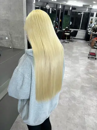 ロング 艶髪ハイトーンカラー ☆MASAのヘアスタイル