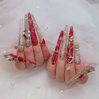 ネイル ラクロレ ハナ︎🌼のネイルデザイン