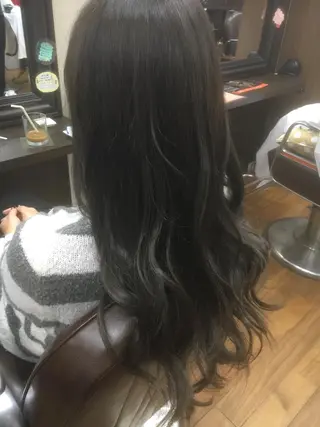 カラー 東條 克義のヘアスタイル