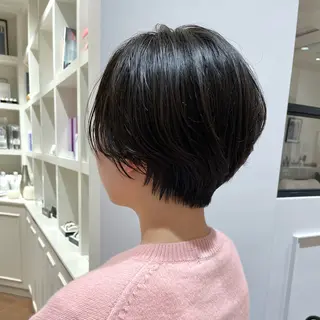 ショート サエ/ レイヤー/パーマのヘアスタイル