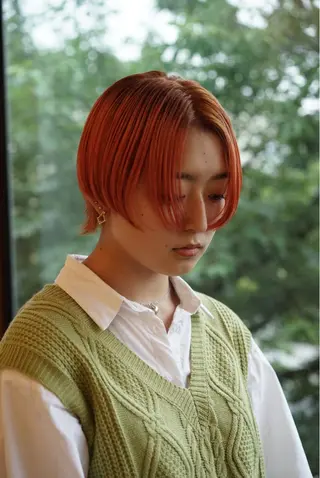 ショート カラー ナガス カズアキのヘアスタイル