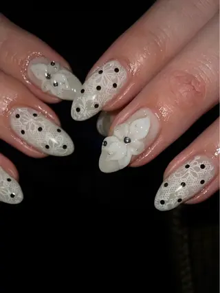 ネイル talo .のネイルデザイン