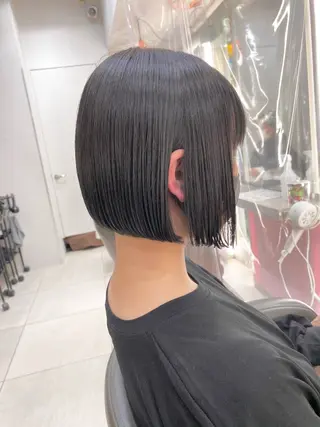 ショート カラー ボブ/レイヤー /植原健太のヘアスタイル