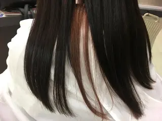ロング カラー Kaede .のヘアスタイル