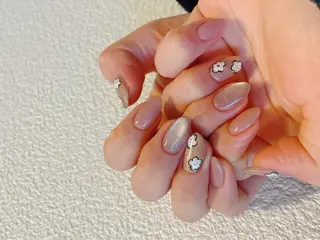 ネイル mogunail &blowのネイルデザイン