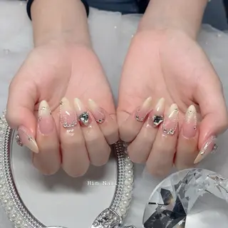 ネイル HIN NAILのネイルデザイン