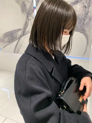 ミディアム カラー ベージュ🤎透明感 カラー🤎anriのヘアスタイル
