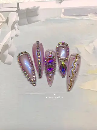 ネイル MoaNail🫶 Yoshiのネイルデザイン