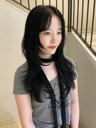 ロング カラー ミワ ハナのヘアスタイル