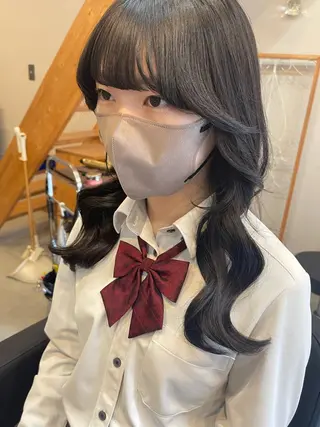 ロング ヘアアレンジ nowhere ノーウェアのヘアスタイル