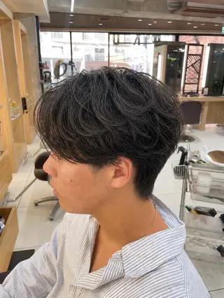 ショート メンズ 岩崎 唯人のヘアスタイル