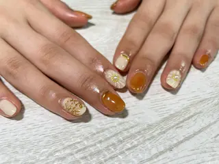 ネイル Ulu  Nail 🌱MOMOKAのネイルデザイン