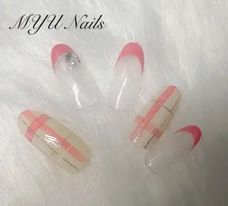 ネイル ニュアンスネイル🌈 MYU Nailsのネイルデザイン