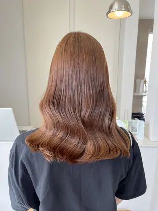 ミディアム カラー 長山 茉白のヘアスタイル