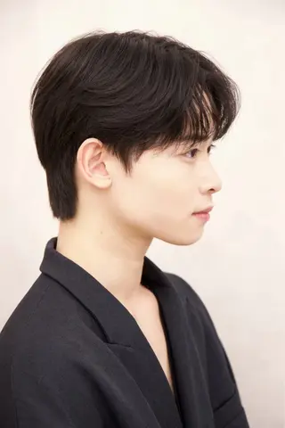 メンズ 根岸 愛奈の眉毛・アイブロウイメージ