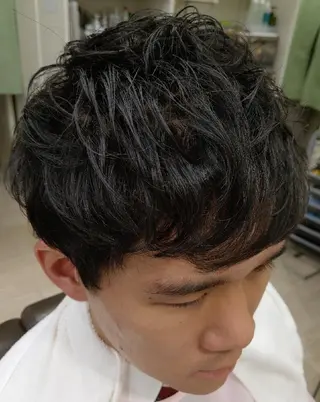 ミディアム パーマ 渡邉 直登のヘアスタイル