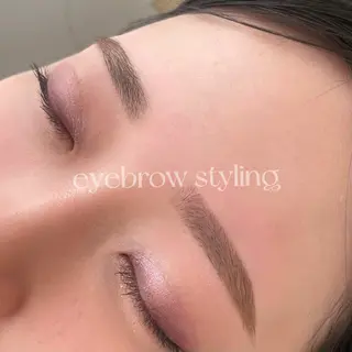 アイブロウ 眉毛/まつ毛/代官山 アイサロン🌻NAEのマツエク・マツパデザイン