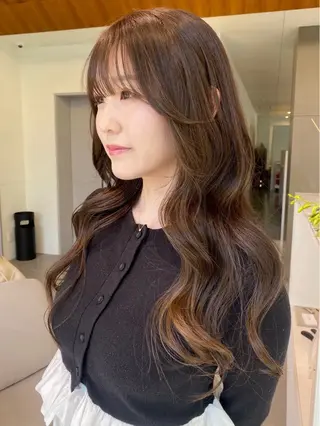 ロング 似合わせレイヤー ＆美髪縮毛矯正のヘアスタイル