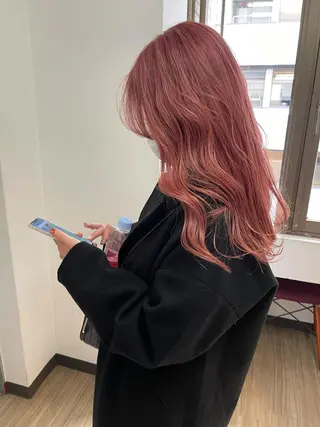 セミロング 早瀬裕之 パーマのヘアスタイル