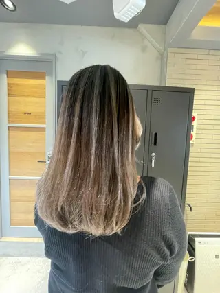 ロング カラー ハイトーン×髪質改善 KENTAのヘアスタイル