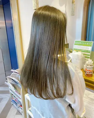 ロング レイヤーカット /透明感カラー西田のヘアスタイル