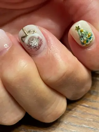 ネイル ネイルサロン キュアリーネのネイルデザイン