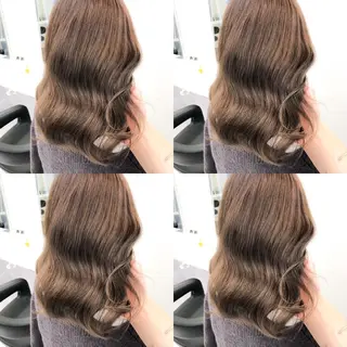 セミロング カラー ハイトーン×レイヤー カットTAKUMIのヘアスタイル