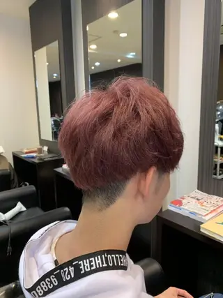 カラー メンズ 前之園 ひかるのヘアスタイル