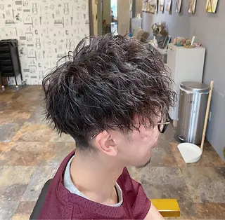 ショート パーマ メンズ 山口 浩之のヘアスタイル