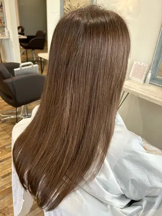 ロング 高木 瑶子のヘアスタイル