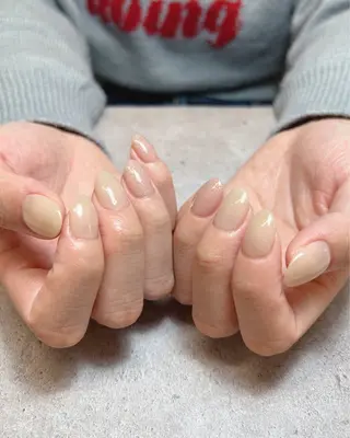 ネイル 透灯 TOUTOU 🪄のネイルデザイン