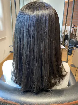 セミロング カラー 荒川 匠磨のヘアスタイル