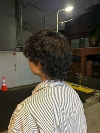 パーマ メンズ fifth 安次富　泰雅のヘアスタイル