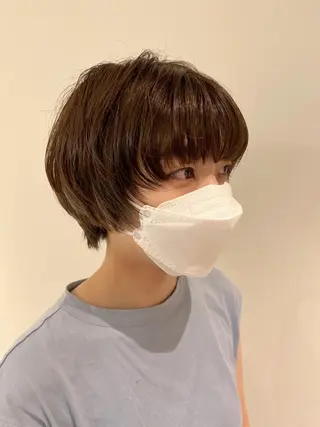 ショート カラー 暗髪カラー🫐パーマ おくだりんかのヘアスタイル