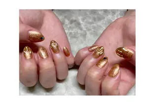 ネイル 長谷川 奈緒美のネイルデザイン