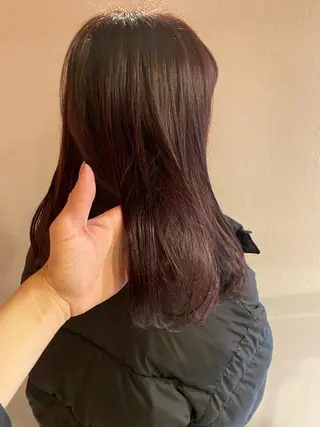 セミロング 艶カラー　宮﨑 蒼のヘアスタイル