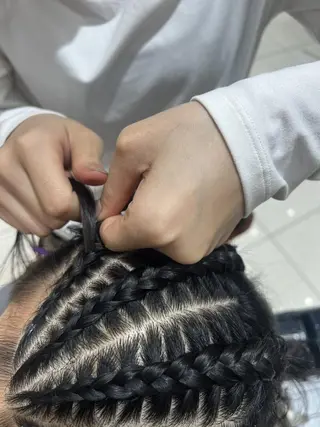 ミディアム Niina→ anan AVEDAのヘアスタイル