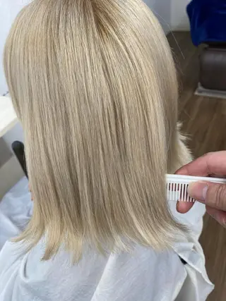 ショート GLOSS 心斎橋 山上のヘアスタイル