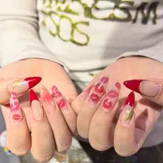 ロング Kei 個性派ネイルのネイルデザイン
