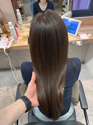 ロング 透明感カラー🩵 レイヤーカット/韓国のヘアスタイル