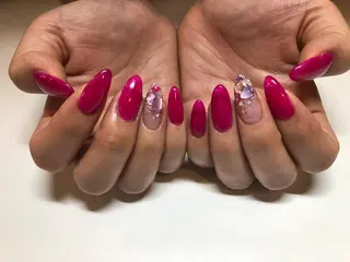 ネイル ネイルルーム チャームのネイルデザイン