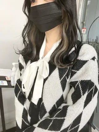 ミディアム カラー ヘアアレンジ 🌷FUKA🌷 まろやかハイトーンのヘアスタイル