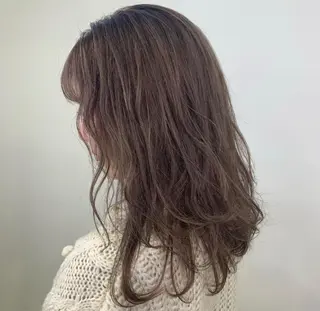 セミロング 艶髪カラー🫧 髪質改善🪽萩原のヘアスタイル