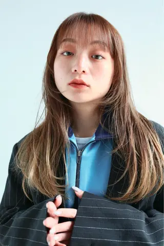 ロング カラー APPiiS所属・丸茂 聖名のヘアスタイル