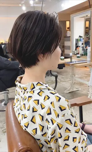 ショート ショートヘア、ボブ こやさん　コヤマのヘアスタイル