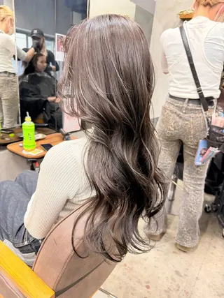セミロング カラー AiM 大名　似合わせカットのヘアスタイル